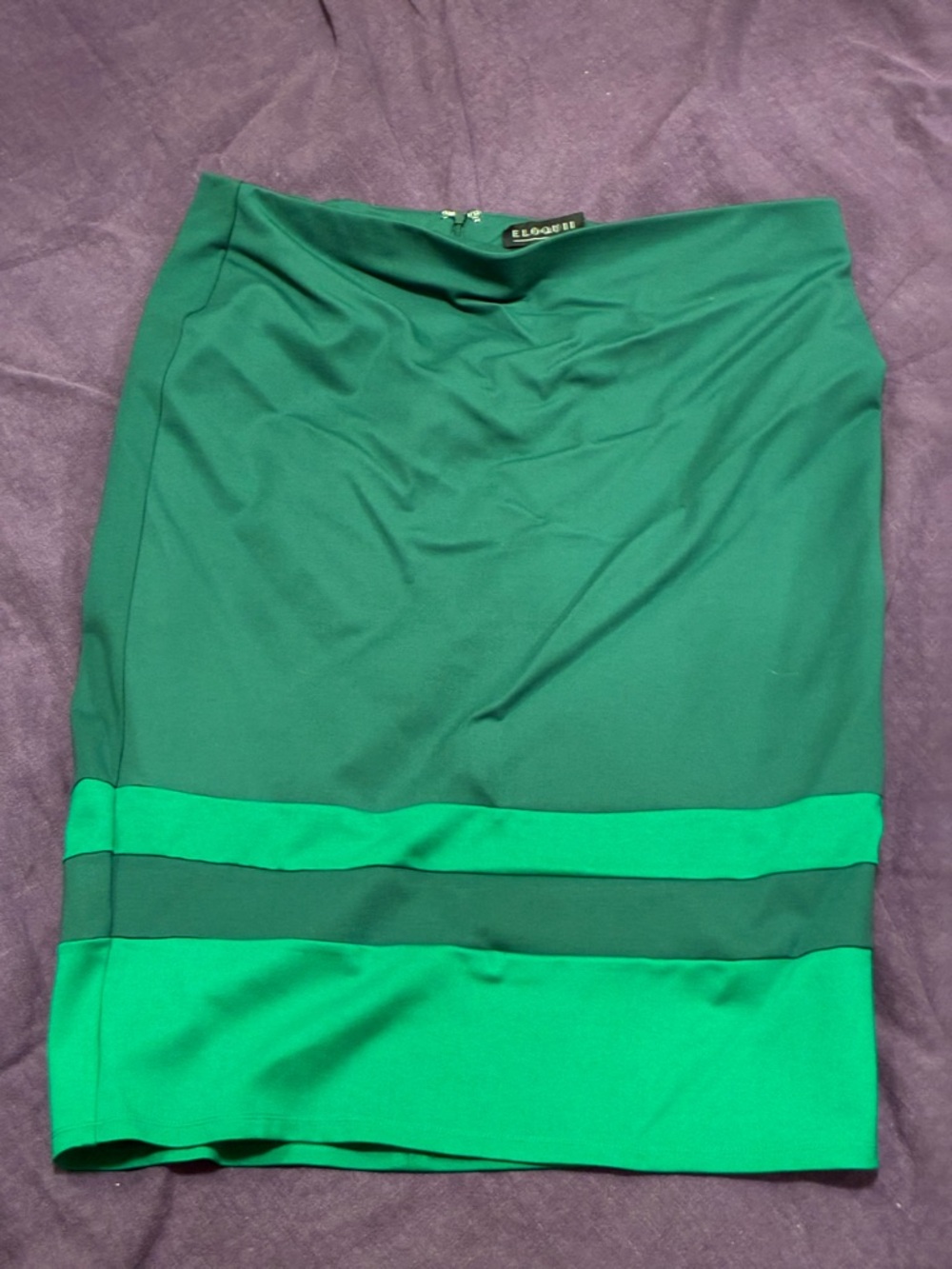 Naughty librarian? Yaaaaas! Eloquii Dark and Bright Green Pencil Skirt